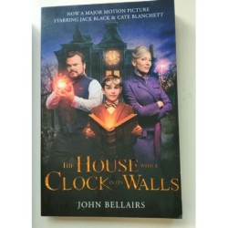 The house with a clock in its walls